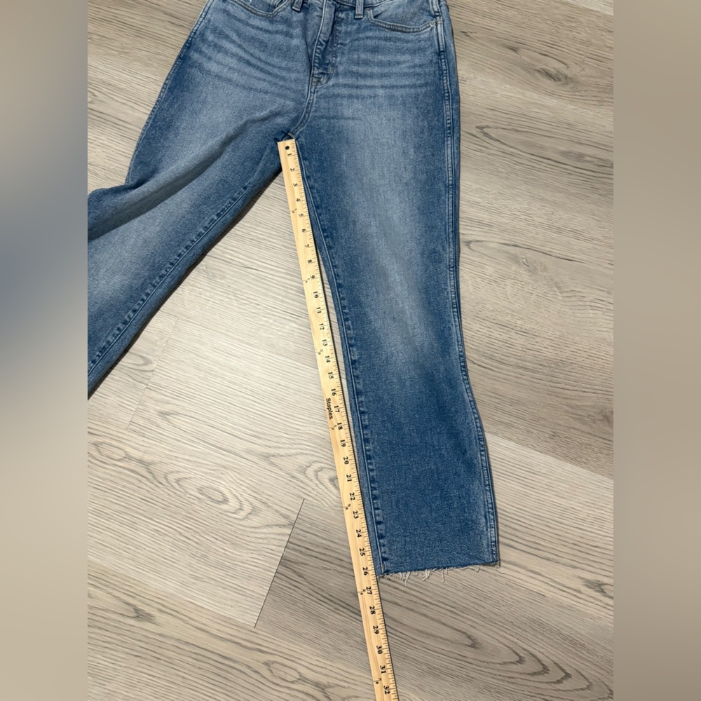 J. Crew Classic Vintage High Rise Medium Blue Jeans Raw Hem Distressed Pockets - Picture 6 of 10